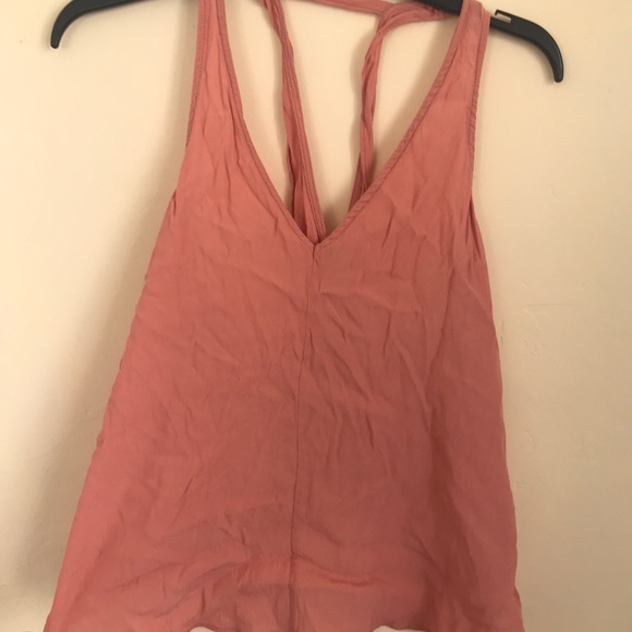 LF crisscross backless top - Picture 2 of 5